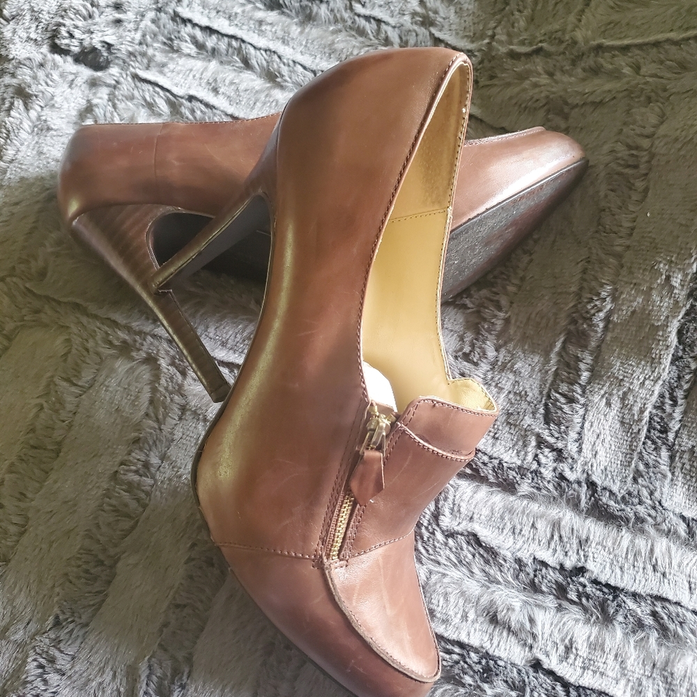 Chinese Laundry Arliss bootie